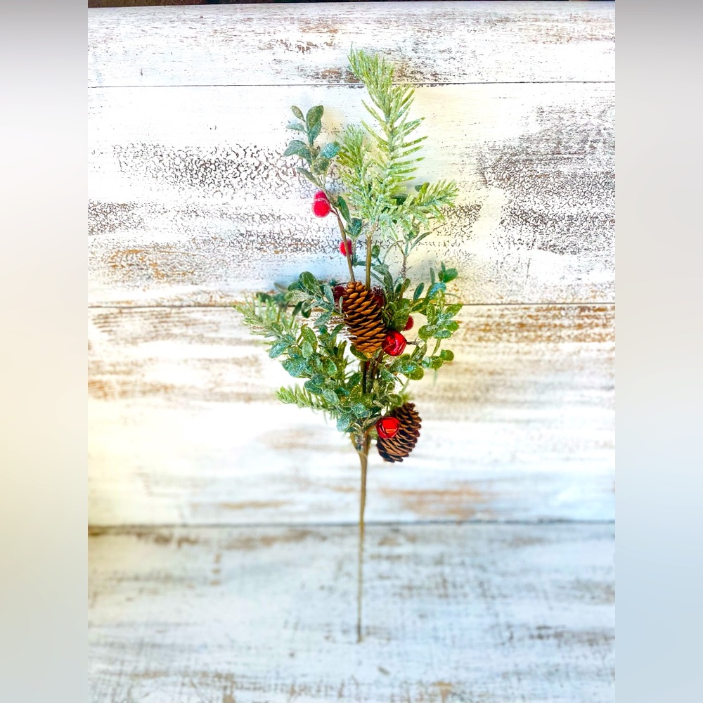 *Sugar Berry Pine Spray